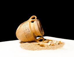 Browse the user profile and get inspired. Vase With Holes Projects Photos Videos Logos Illustrations And Branding On Behance