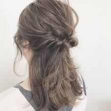 簡単まとめ髪27選 大人可愛いヘアアレンジで仕事中も休日もモテスタイル folk 簡単 まとめ髪 ウェディング ヘアスタイル 髪型