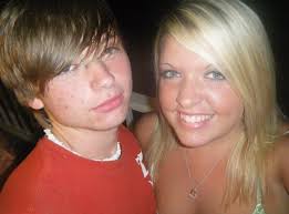 Humor meets comics added a new photo.