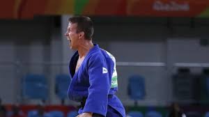 Discover dirk van tichelt's biography, age, height, physical stats, dating/affairs, family and career updates. Olympia 2016 Judo Medaillengewinner Bestohlen Und Geschlagen In Rio