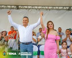 🟡🟢¡La Fiesta en Tena Se Vive con Todo! 🌟 El espíritu festivo se apoderó  de Tena con un espectacular Pregón Artístico Cultural. Con danzas  coloridas, música vibrante y creativos carros alegóricos, rendimos