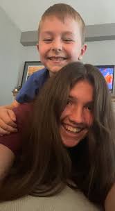 Ladies, I currently work at a bank but have been wanting to find a  clerical/admin position for the district. Is it hard to get into? I really  want to enjoy summer with