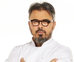 Since 2000 he lives in buenos aires , where he founded his own restaurant. Donato De Santis Duenos De La Cocina Telefe Com