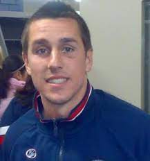 He previously played for the sydney roosters, with whom he won the 2013 nrl grand final.pearce has played for city origin, new south wales in the state of origin series, the prime minister's xiii and the nrl all stars side. Mitchell Pearce Wikipedia