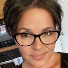 Is Darrell's in Jennings closing?