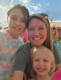 We're ready for you Dolly🩷