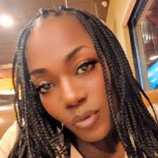 Yoooo y'all crazy 😂🤣🤣 I am cracking up 🤣NOW who done put monique in the  “She's a B” video 🤣😂yall creative tho🙌🏾 “Huh👂🏾😂