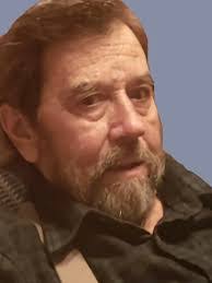 Stuart Carpenter's Instagram, Twitter & Facebook