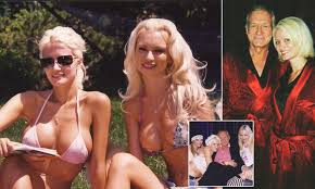 Holly Madison had a obsession with Hugh Hefner claims Playboy housemate |  Daily Mail Online