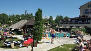 A focikatalógus szerint a baia mare nyeri ezt a találkozót. Pool Side Castel Transilvania Picture Of Castel Transilvania Baia Mare Tripadvisor