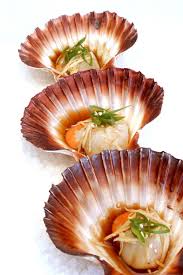 Scallops Some Chablis And Avocado Cream To Go With And I M Happy As A Clam Food Beautiful Food Seafood Recipes