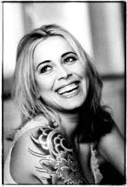After her breakthrough in 1997 with the single nobody's wife, she had numerous hit singles in the dutch and belgian charts. Anouk Teeuwe Age Bio Faces And Birthday
