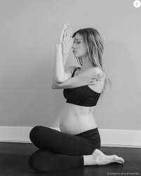 Jun 08, 2021 · j'étais enceinte sur le plateau de la star academy et j'ai eu l'inspection du travail qui a envoyé une lettre à mon employeur pour dire que si elle me revoyait sur le plateau, elle allait. Alexandra Rosenfeld Enceinte En Seance De Yoga Le 29 Septembre 2019 Purepeople