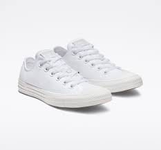 Black And White Low Top Converse Chuck Taylor All Star With Images Chuck Taylor All Star Wedding Sneakers Chuck Taylors