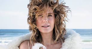 Nas páginas do ELA, a beleza que caminha com o tempo