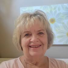 What are the best places to stay in Lake Tahoe for a family with 3 kids and  2 adults?