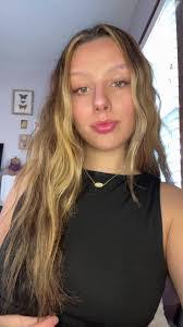 Nicole Eckhardt's Instagram, Twitter & Facebook