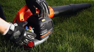 Black And Decker Electric Leaf Blower Stopped Working Https Encrypted Tbn0 Gstatic Com Images Q Tbn 3aand9gctinkq70ooevzcx5kfm80ocfrlvjxaziis2gq Usqp Cau