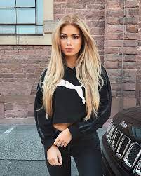 6 541 likes 53 comments oyku ozguler oykuozguler on instagram ciddi biriyim haar styling blonde haare braune augen frisur langes gesicht