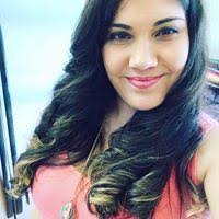 Anna Emerson's Instagram, Twitter & Facebook