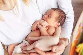 Diese neue situation ist besonders in den ersten tagen nach der. Wochenbett Die Ersten Tage Mit Dem Baby Zu Hause 7 Tipps Welovefamily At