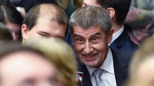 Neke zemlje eu neodgovorne, da prestanu da razočaravaju zapadni balkan 17.10.2019. Prague Protest Demands Resignation Of Pm Andrej Babis Bbc News