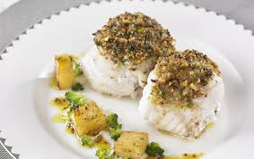 Decouvrez Notre Delicieuse Recette De Poisson Pour Des Fetes De Fin D Annee Light Et Gourmandes En 2020 Recette Proteinee Recette Poisson Recette Pomme De Terre