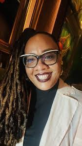 Kimberley Small's Instagram, Twitter & Facebook