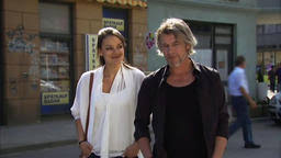 Ayla will wegen emily nicht zur hochzeit kommen, pias vater sind seine geschäfte wichtiger und zu guter letzt gibt auch noch johns bus den geist auf. Gzsz Zac Tanja Sex Meest Relevant