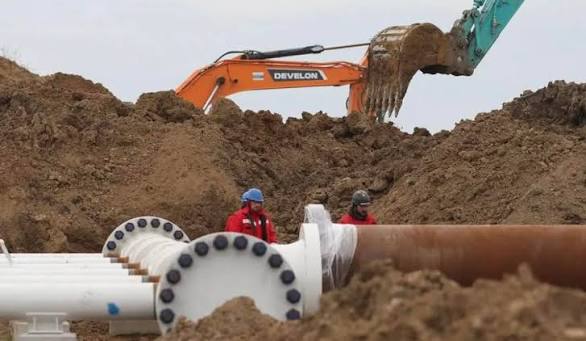 Algeria🇩🇿 has begun construction of a new segment of the Trans-Saharan Gas  Pipeline, a major energy project intended to carry natural gas from Nigeria  to Europe via Niger and Algeria, officials confirmed