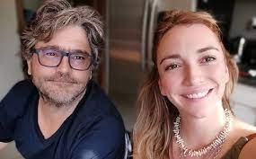 Martín altomaro, que es 14 años mayor que regina, se ha mostrado muy feliz con la relación. Yyut1ikhmsxcfm