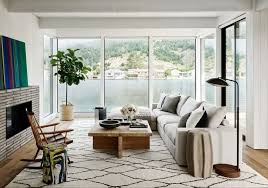 For more ideas using the color gray and some of my favorite gray paint colors, click here, here, here and here. Https Www Elledecor Com Design Decorate Color Advice A3448 The Right White A 70889 2021 07 23t17 44 00z Https Hips Hearstapps Com Hmg Prod Images Edc Web Tour Alyssa Kapito 1 1623852729 Jpg Https Www Elledecor Com Design Decorate Color