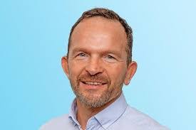 Daniel Parden's Instagram, Twitter & Facebook