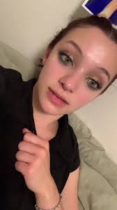 Isabella Mia Petersen