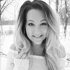 Ashley Simcox's Instagram, Twitter & Facebook