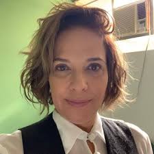 Célia Cunha Mello (@celiacmello)