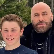 Pearl Jewelry Is The Summer Trend For A Subtle Mermaidcore Vibe