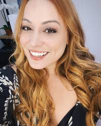 Hoje é meu aniversário! Só tenho a agradecer por tantas pessoas que me  amam… tive muitos desafios e muitas novas oportunidades se abrindo. Com a  ajuda de Deus vou seguindo com fé.