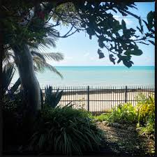 The key west garden club is an old civil war fort and national historic site that offers a variety of tropical flowering plants and trees, along with they also offer services for wedding receptions. Key West Garden Club West Martello