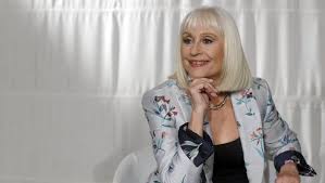 raffaˈɛlla karˈra), is an italian singer, dancer, television presenter, and actress. Tg102ch9phc8pm