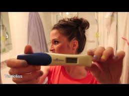 Tus prueba de embarazo positiva imágenes de stock están listas. Prueba De Embarazo En Directo Live Pregnancy Test Youtube