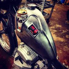 Pin By Juanito Alvarez On Engines Bobber Bikes Bike Tank Motorcycle Tank