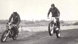 Jim Servatius On The Right 1967 Bridgestone Sr 175 Racer At An Ama Sanctioned Tt Scrambles In Waverly Mn In 1967 The Bridgestone H Bridgestone Racer Racing