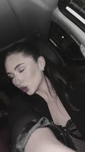 Meghan Pearson 🦄 (@meghanpearson)