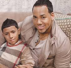 Romeo santos se convierte en padre por tercera vez. Who Is Romeo Santos Wife Two Children Married Life Gay Rumor