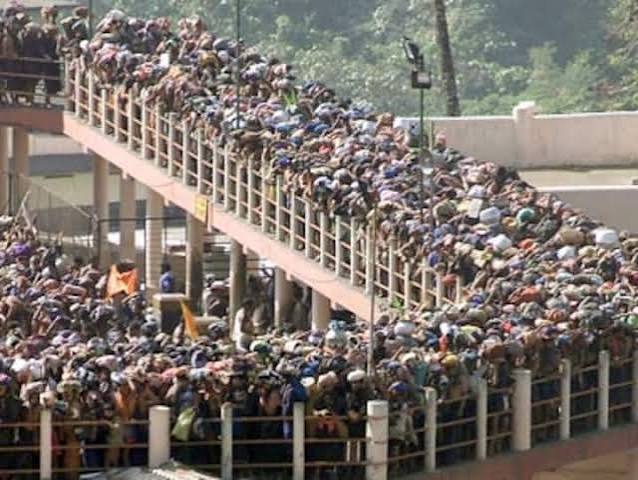 Kerala floods: Authorities advise devotees not to visit Sabarimala temple as Pampa river overflows due to heavy rains