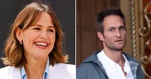 Jennifer Garner & John Miller 'No Plans' To Move In Together