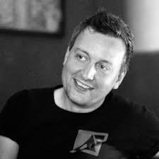 Lee Wignall (@LeeWignall82)