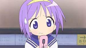 Tsukasa Hiiragi (Lucky Star) on her cell phone. | Anime, Anime pixel art,  Anime shows