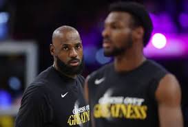Lebron James vai se aposentar? Jogador fala sobre futuro após eliminação dos Lakers